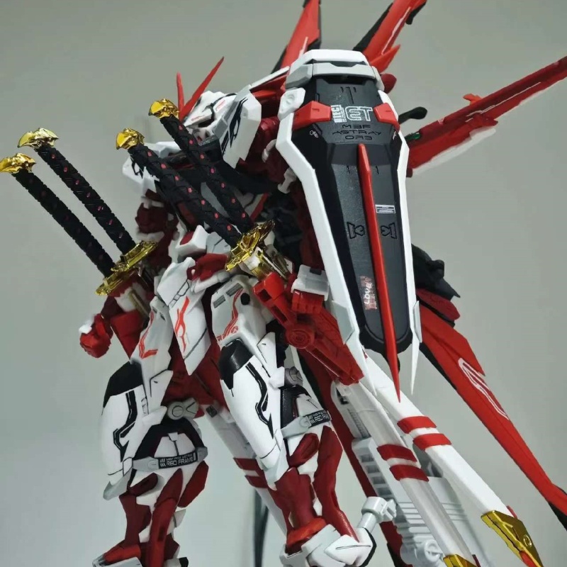 Model Kit Tristan - Astray Rood Frame Model-58 1/144 ZAAD