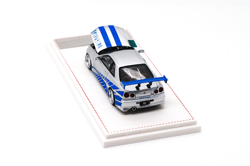 FH Focal Horizon 1:64 R34 Silv - Model Kit R34 recensie en prijs