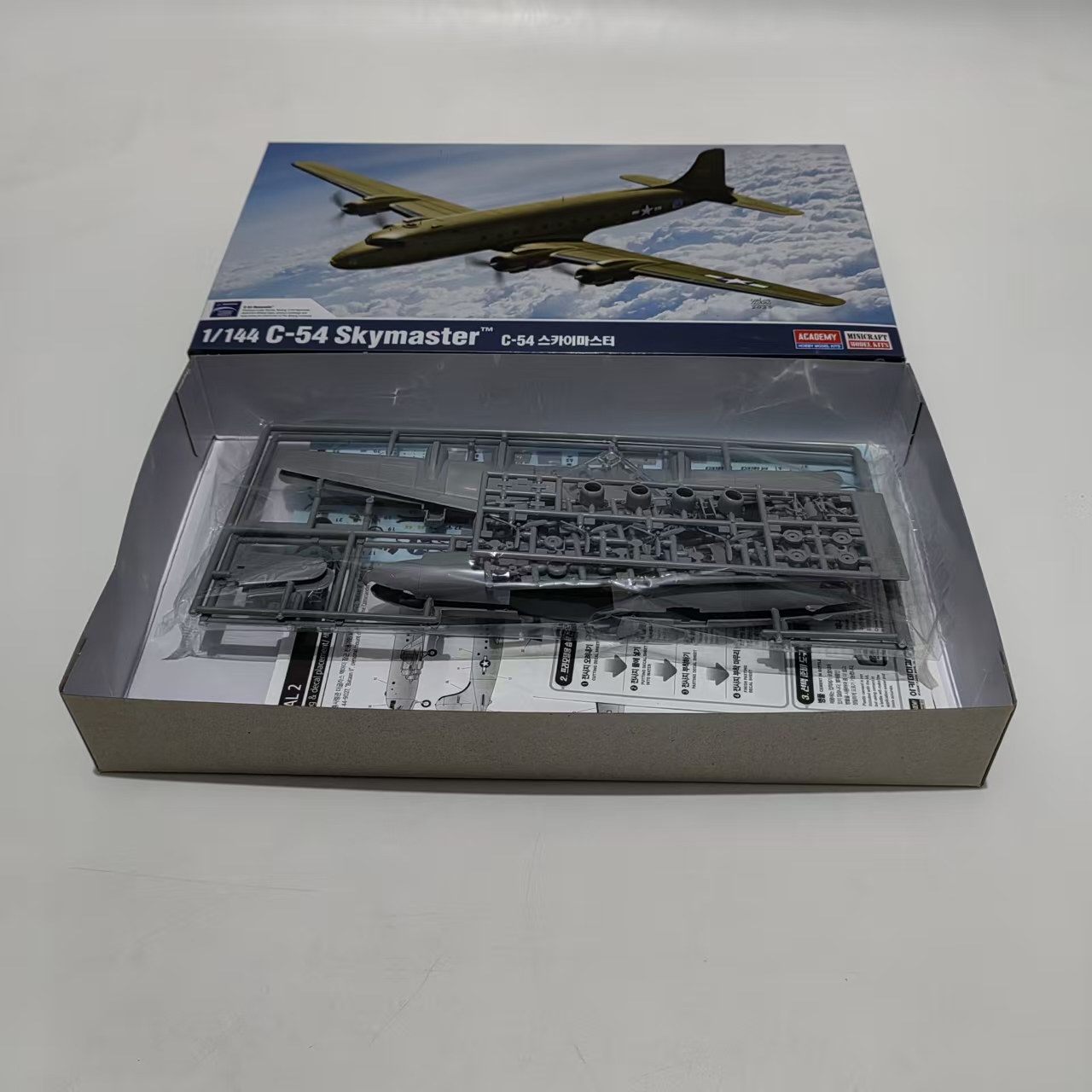 AC12652 ACADEMY 1/144 USAAF C- - Model Kit Academy recensie en prijs