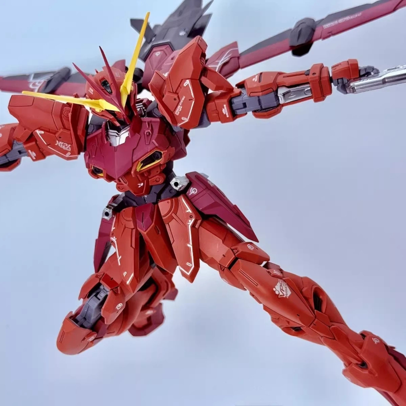 MG RGX-00 1/100 Wit & Rood Tes - Model Kit Code Geass recensie en prijs